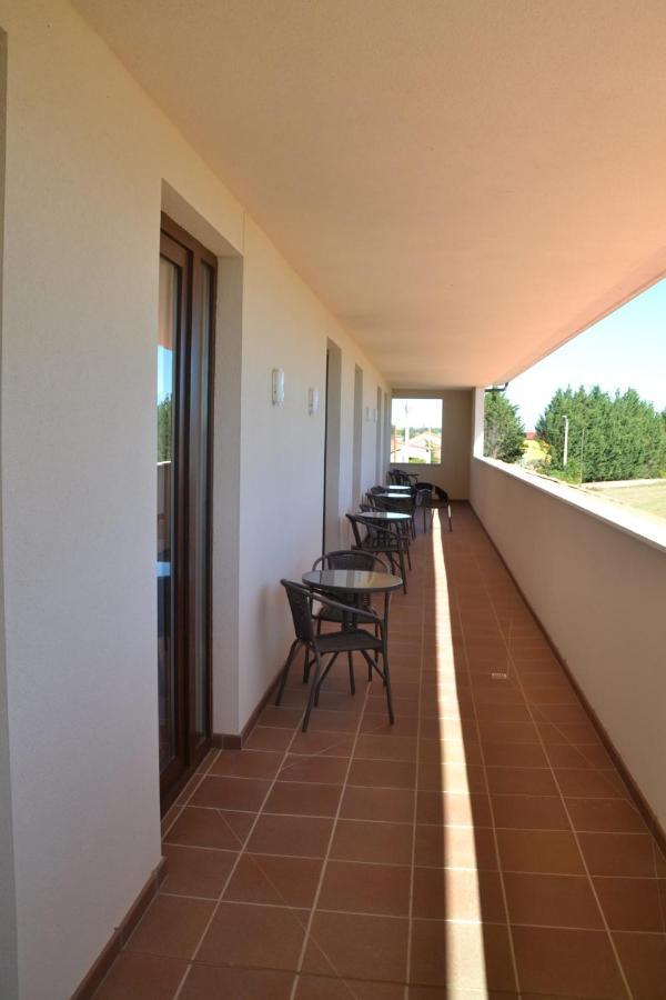 Albergue La Huella San Martín del Camino Eksteriør bilde